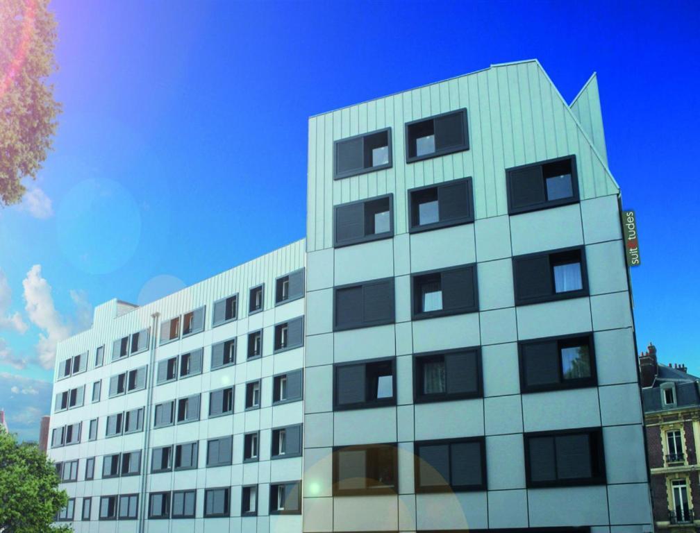 Uxco Omega Rouen Apartment Bagian luar foto