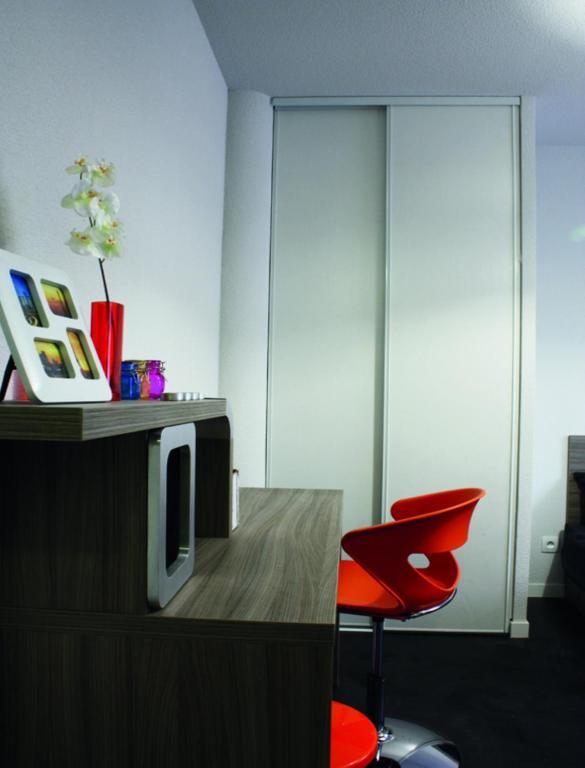 Uxco Omega Rouen Apartment Ruang foto