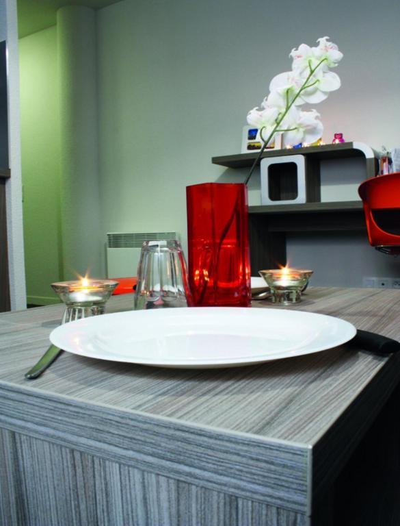 Uxco Omega Rouen Apartment Ruang foto